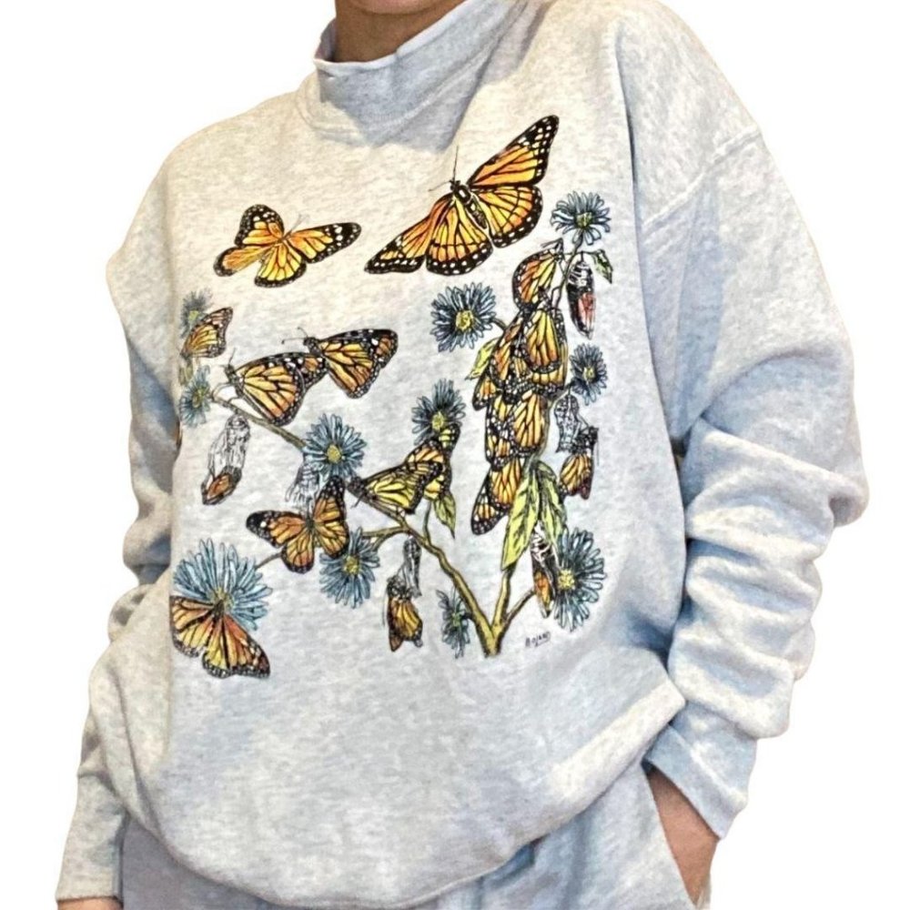 Vintage 90’s Butterfly Mock Neck Boho Sweatshirt
